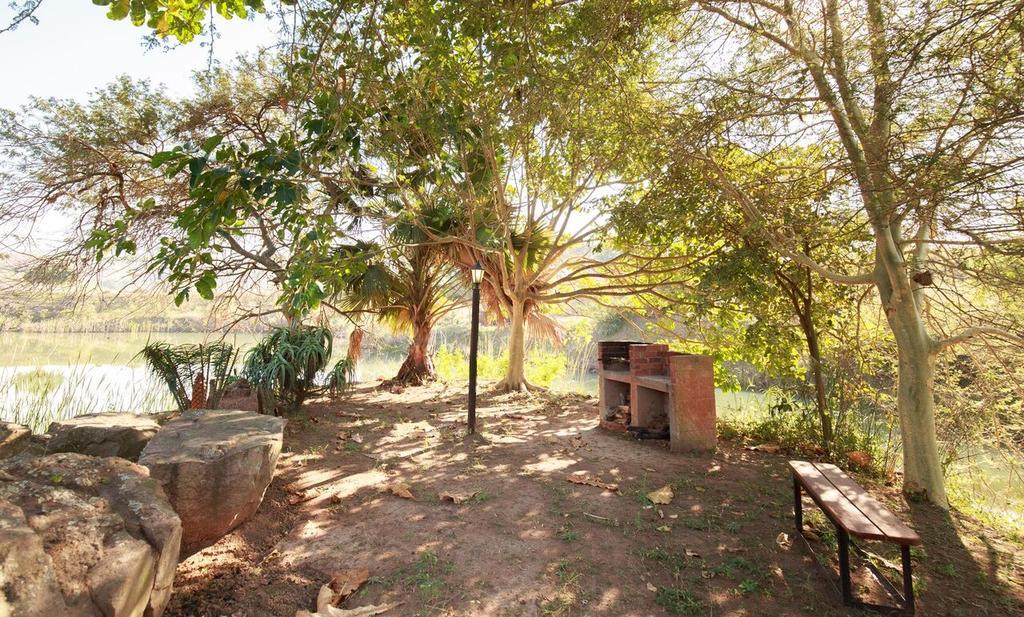 Rain Farm Game Lodge uMhlali Esterno foto